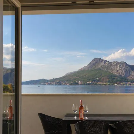 Mihaljevic Sea View Apartman *