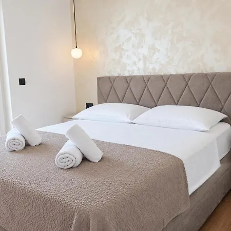 Mihaljevic Sea View Apartman *